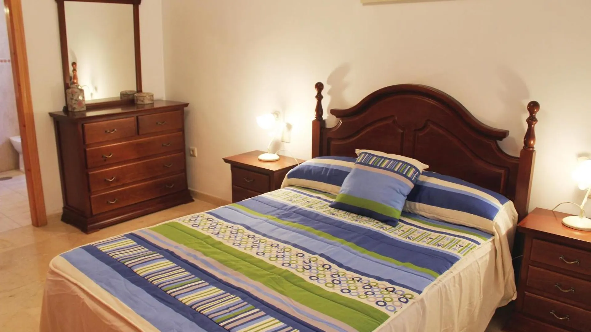 펜션 Gorgeous Home In Torrox With Kitchen